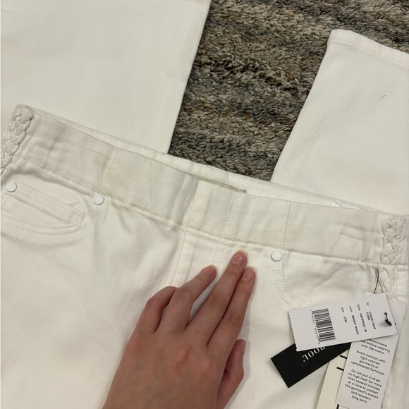 Liverpool Eco Chloe Pull-On Crop Flare Jeans Sz 2/26 NWT | Liverpool Flare Jeans - Picture 6 of 15